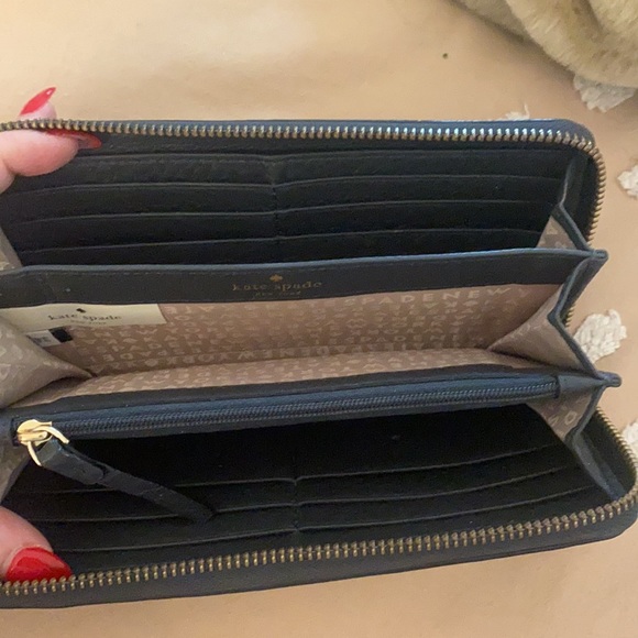 Kate Spade Wallet - Picture 3 of 4